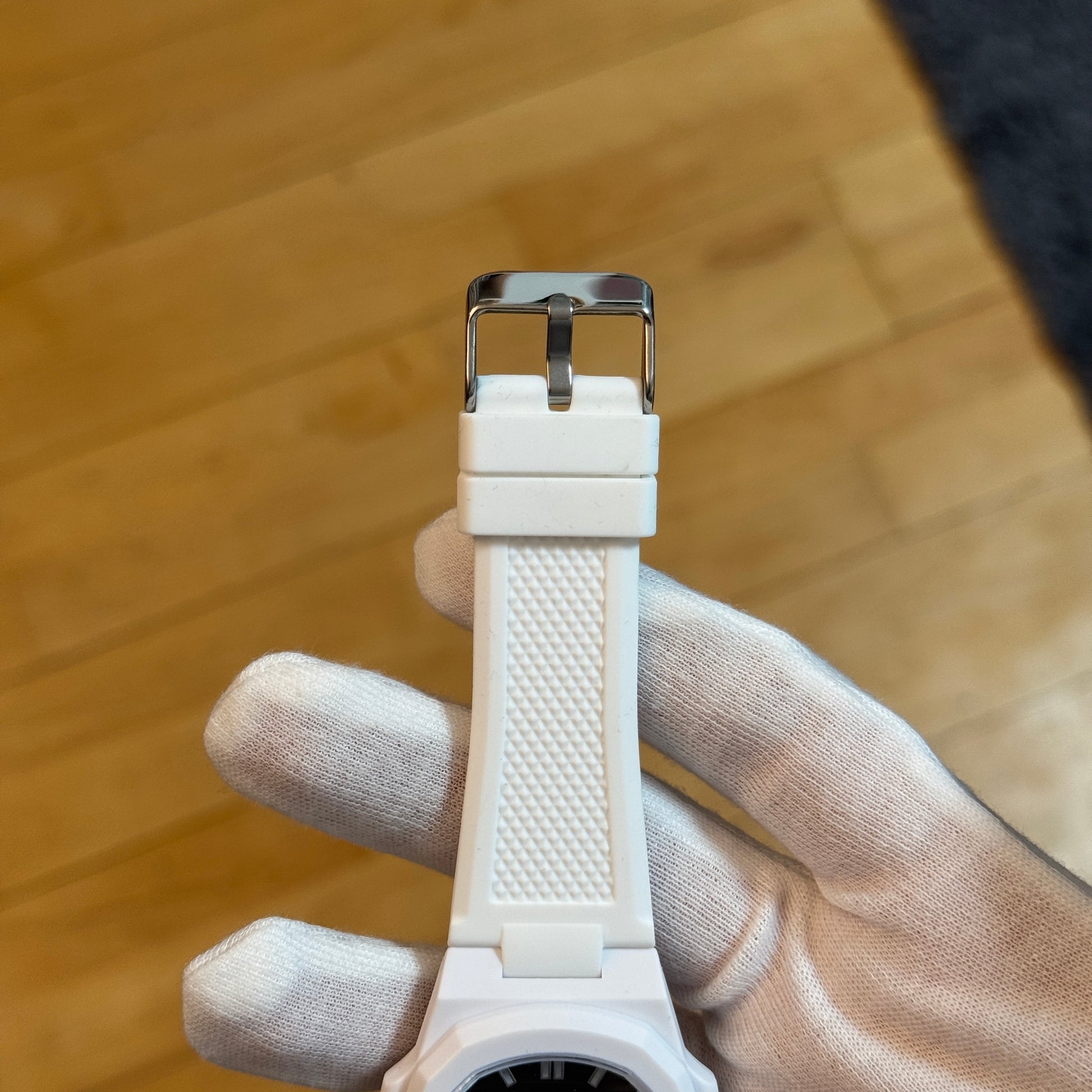 Tempori Horizon White Carbon