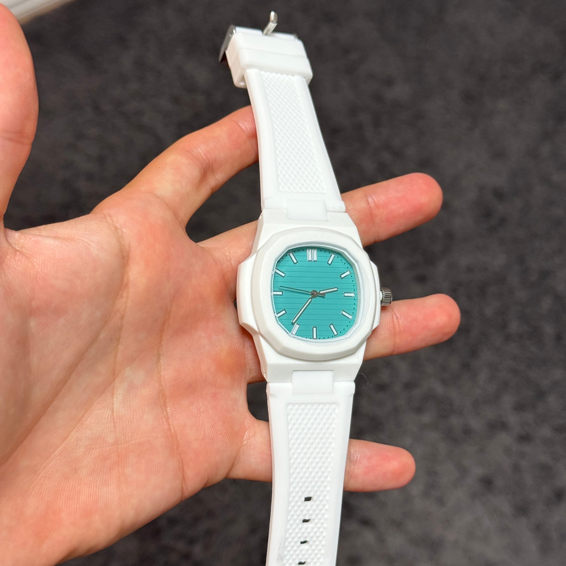 Tempori Horizon White Emerald Green
