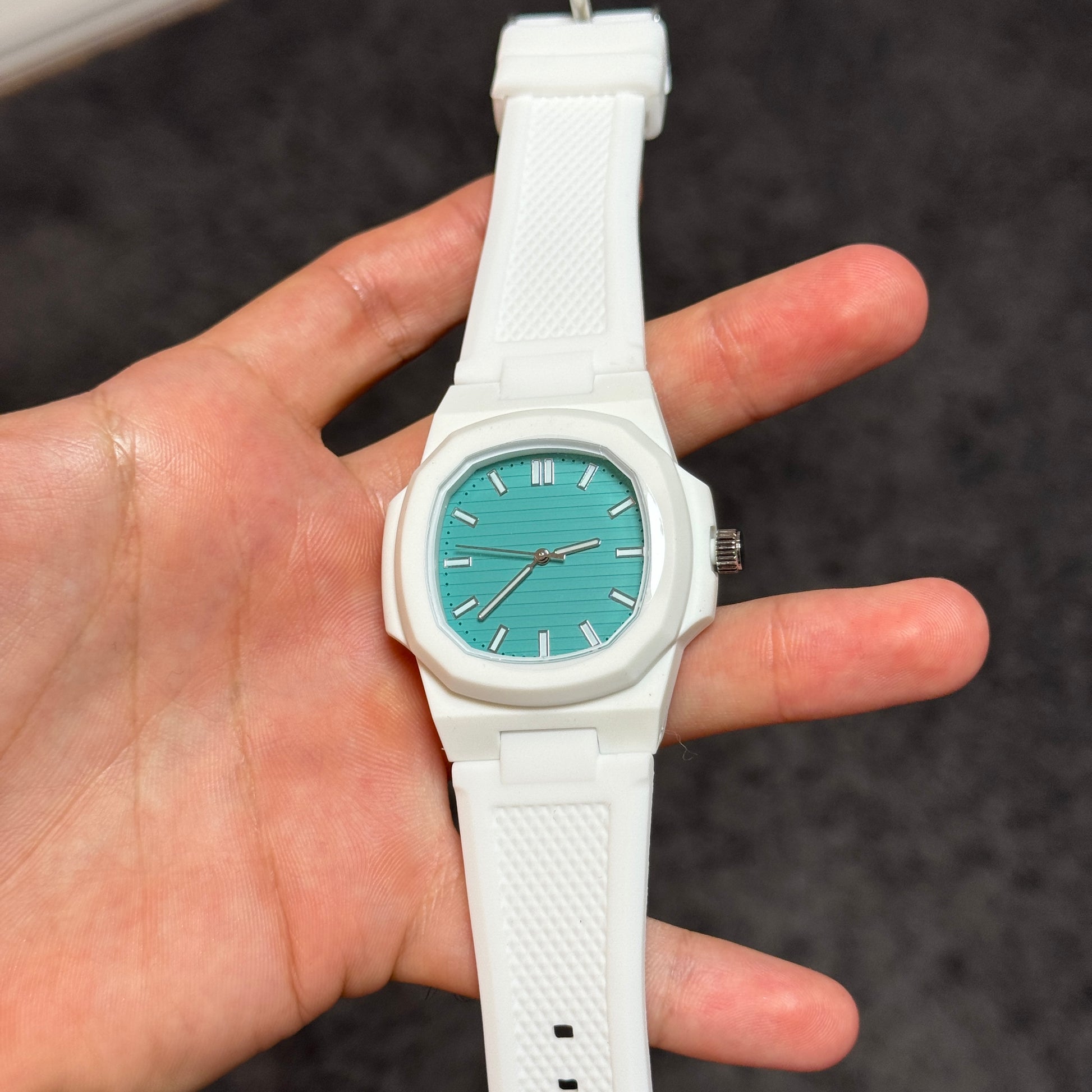 Tempori Horizon White Emerald Green