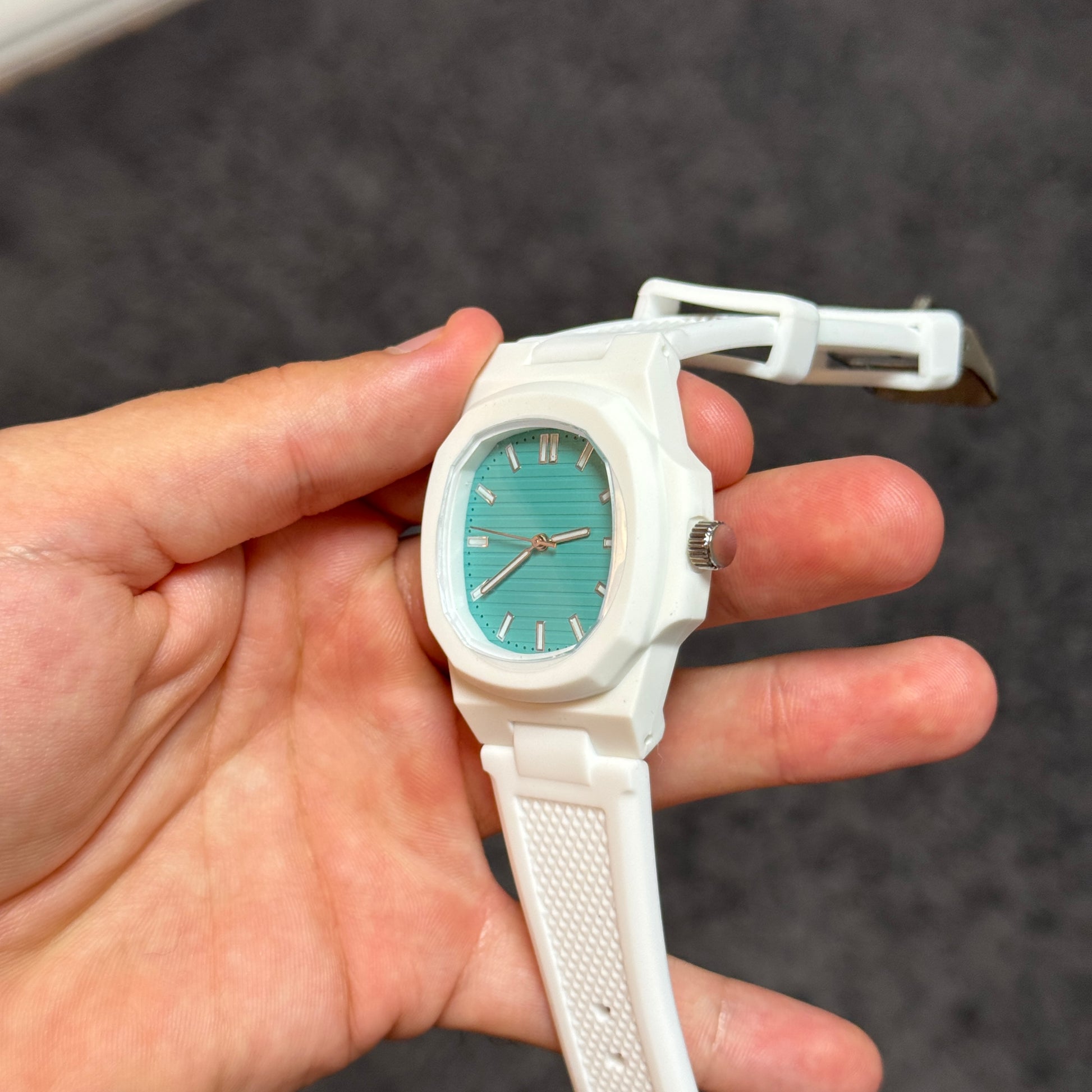 Tempori Horizon White Emerald Green