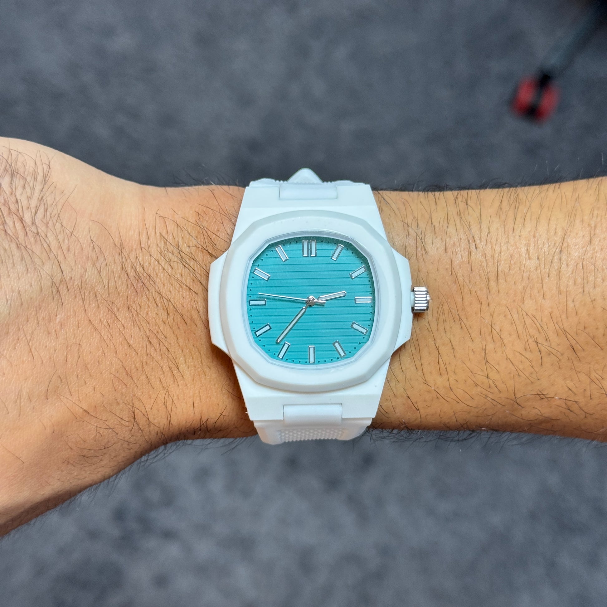Tempori Horizon White Emerald Green